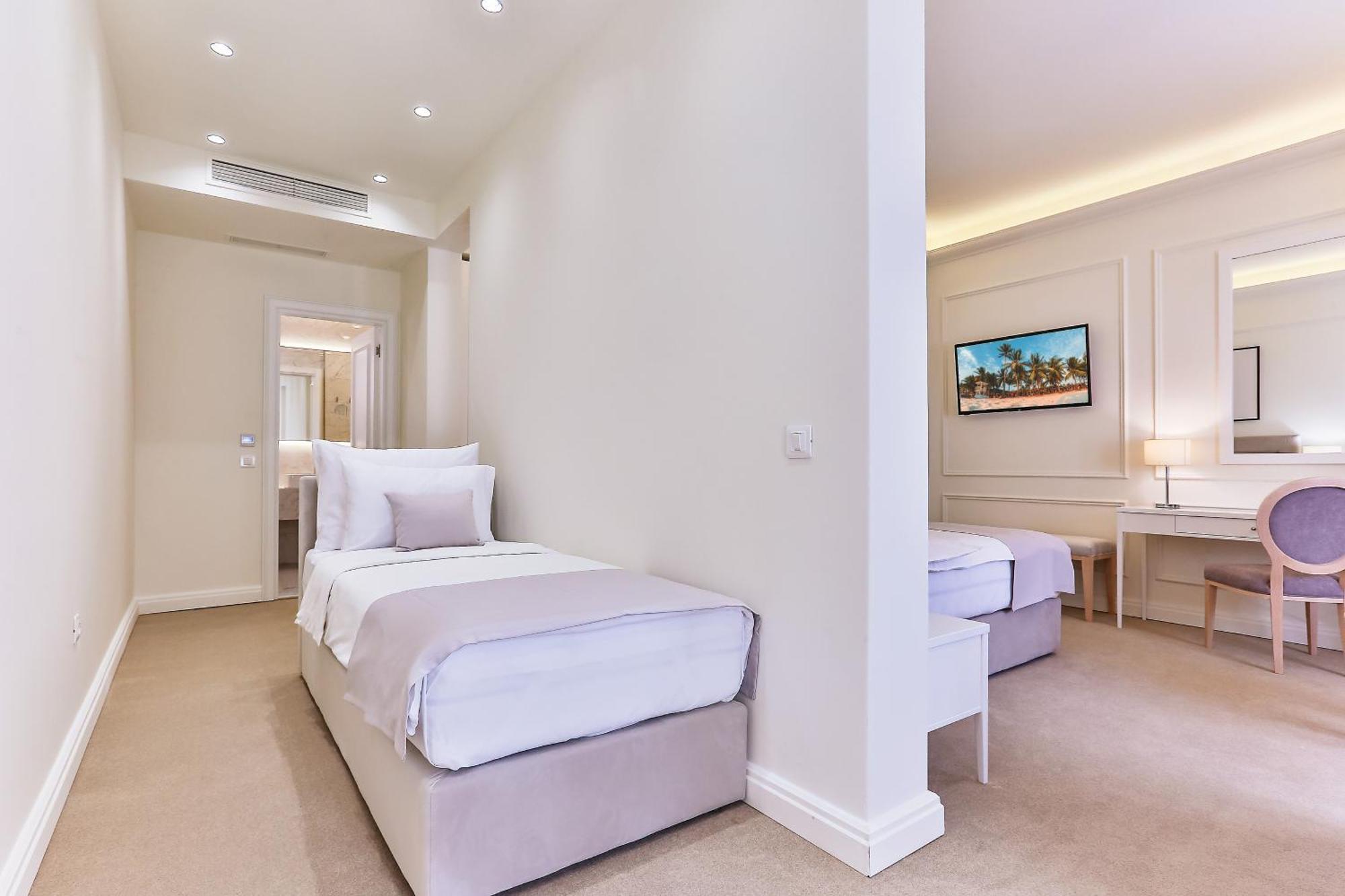 Hotel Eden Budva Buitenkant foto